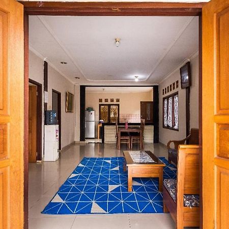 Villa Anjung Balak Cisarua Luaran gambar