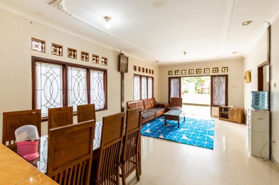 Villa Anjung Balak Cisarua Luaran gambar